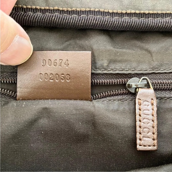 Gucci Tan and Brown Shoulder Bag - Picture 14 of 15